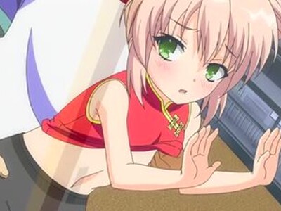 チャイナドレスを着ている可愛い金髪のロリ娘が、隣人の男にHを教えてもらって、中出しで昇天させられてしまう！